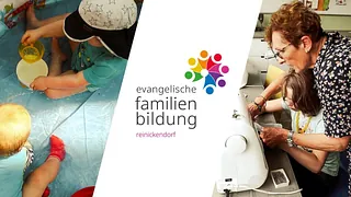 Logo der Familienbildung Reinickendorf, dahinter Fotoausschnitte mit Kinderfüßen und Frau, die sich mit einem Kind befasst 