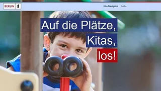 Kleiner Junge, davor Text 'Auf die Plätze, Kitas, los!'